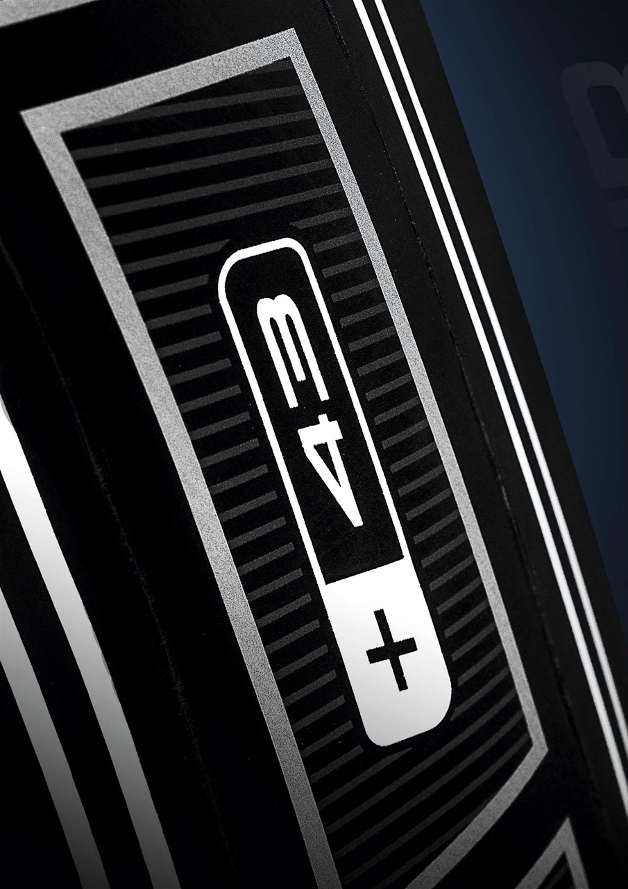 220 Triathlon Magazine Preview Pages