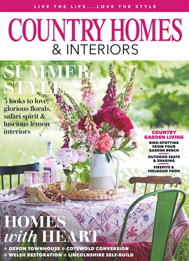 Country Homes & Interiors issue 