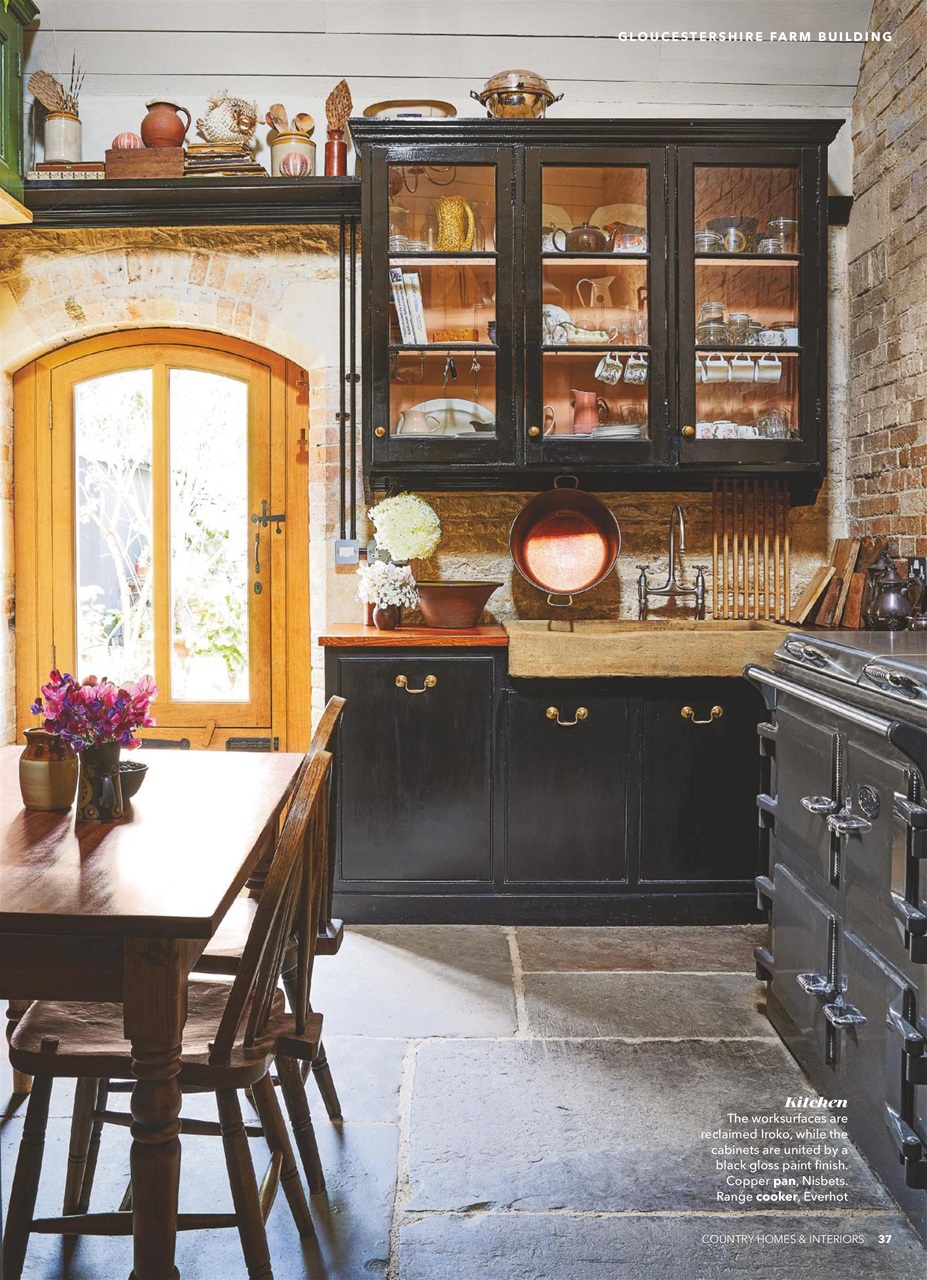 Country Homes & Interiors Preview Pages
