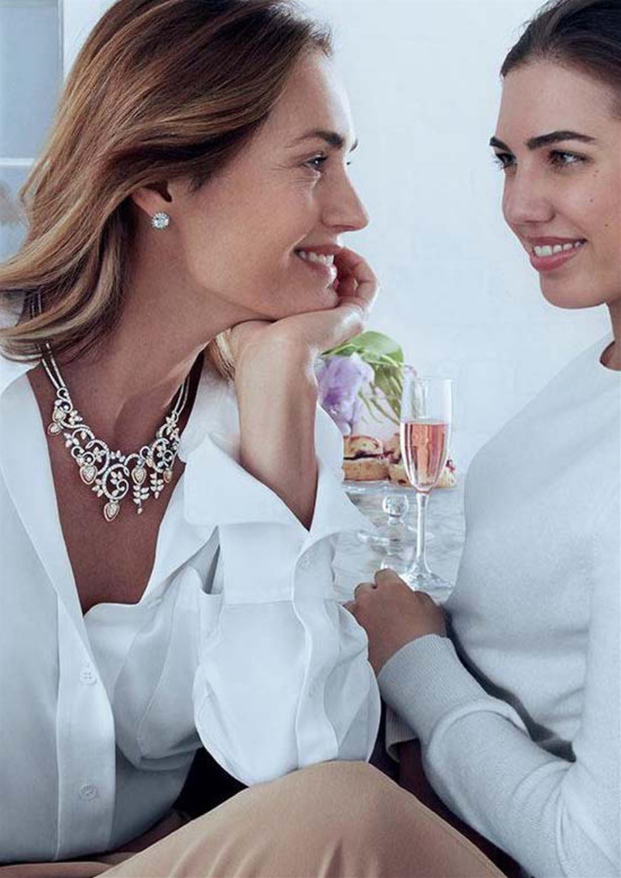 CLIK Magazine Preview Pages