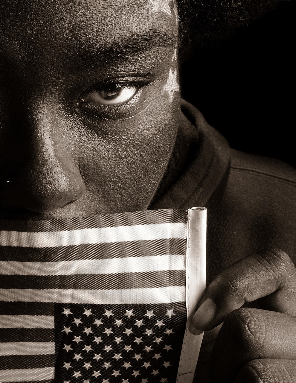 Lens Magazine Preview Pages