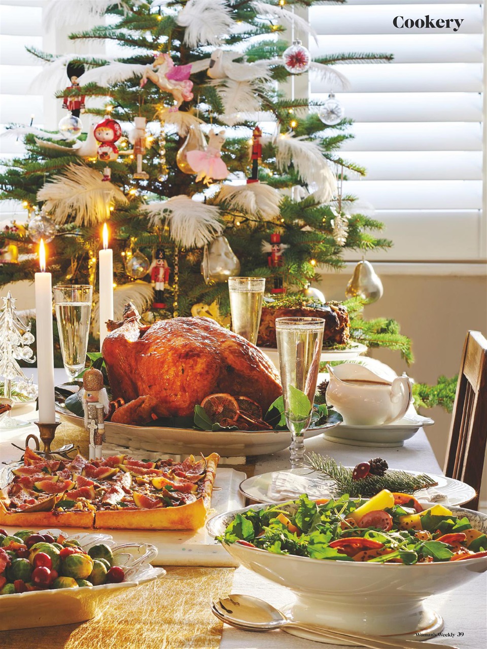 Woman's Weekly Preview Pages