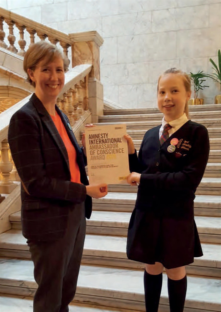 iScot Magazine Preview Pages