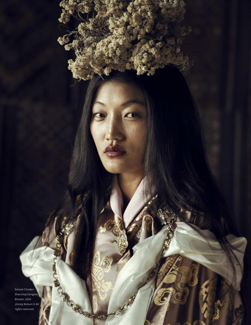 Lens Magazine Preview Pages