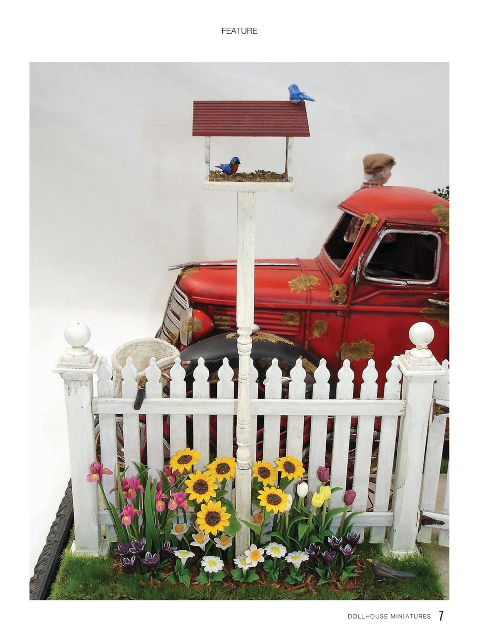 Dollhouse Miniatures Preview Pages