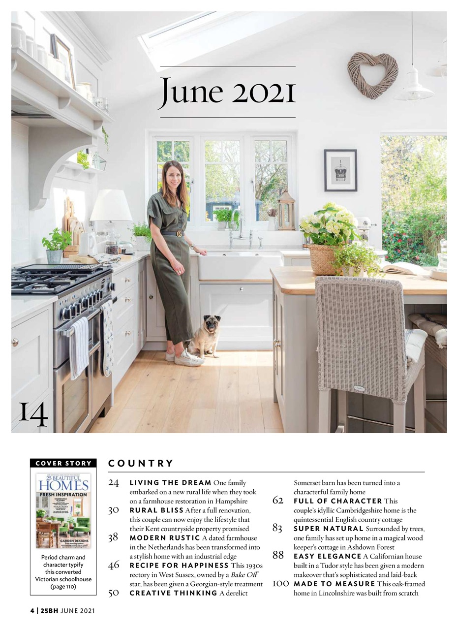 25 Beautiful Homes Preview Pages
