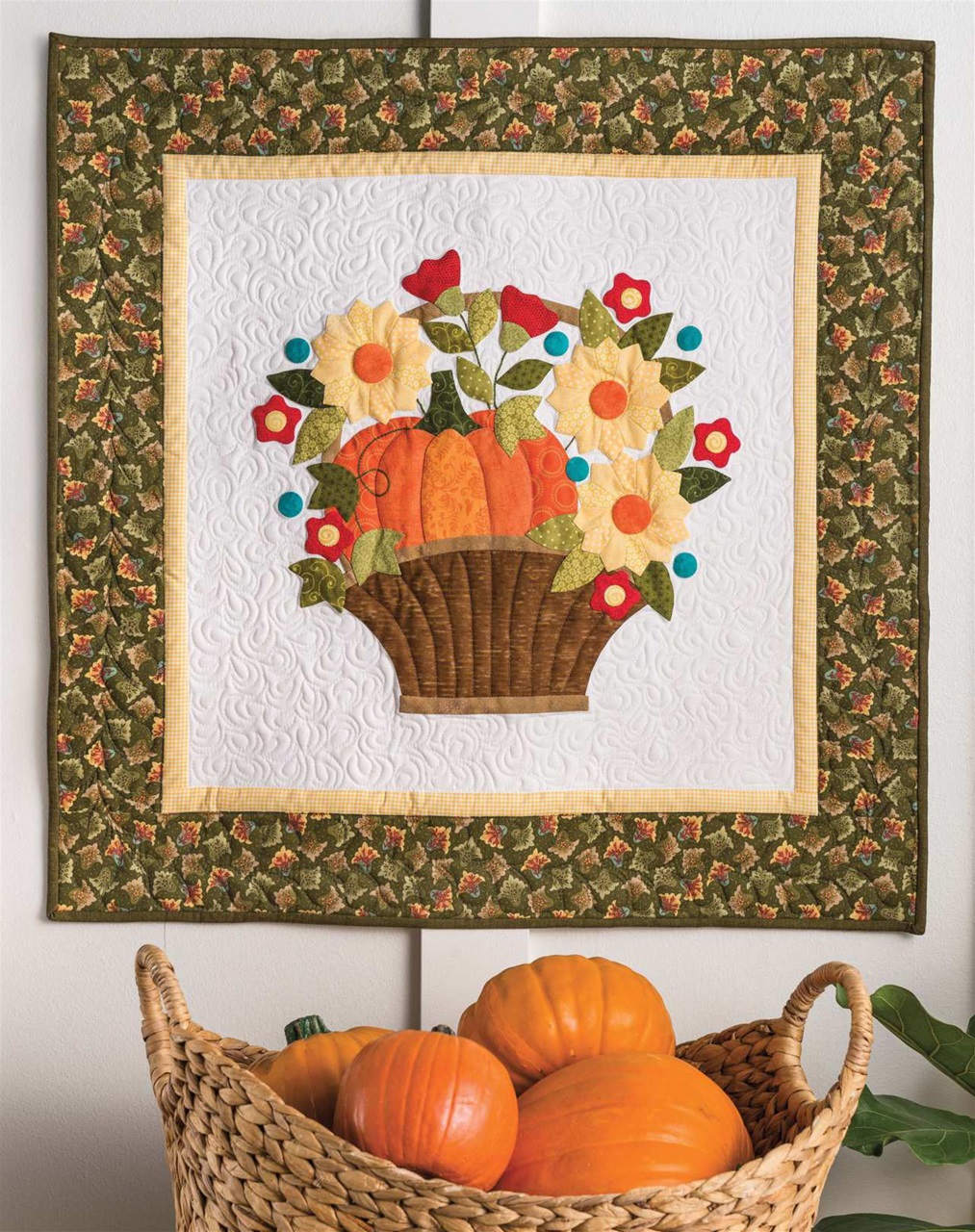 Quilter's World Preview Pages