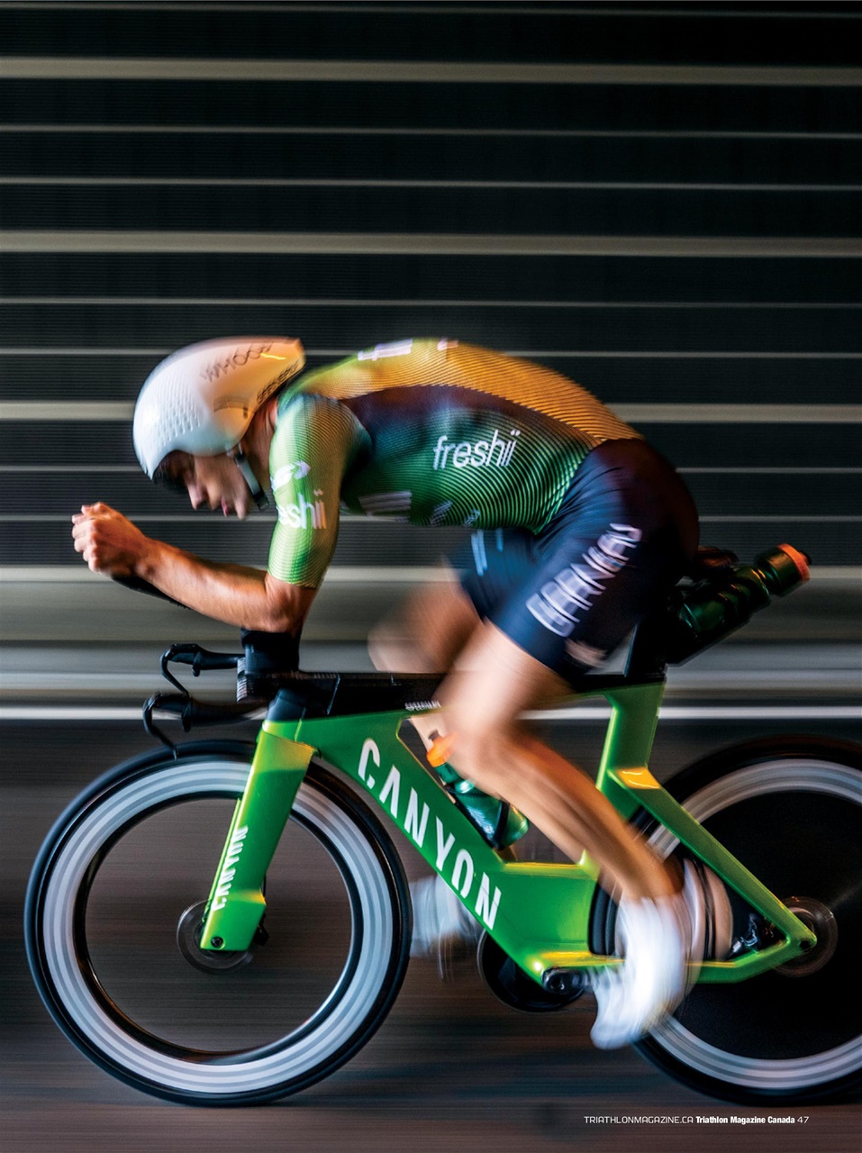 Triathlon Magazine Canada Preview Pages