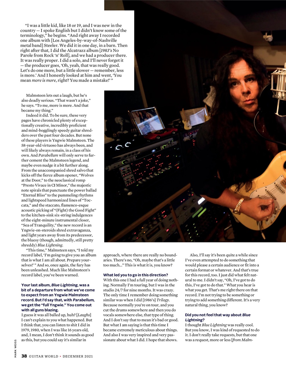 Guitar World Preview Pages