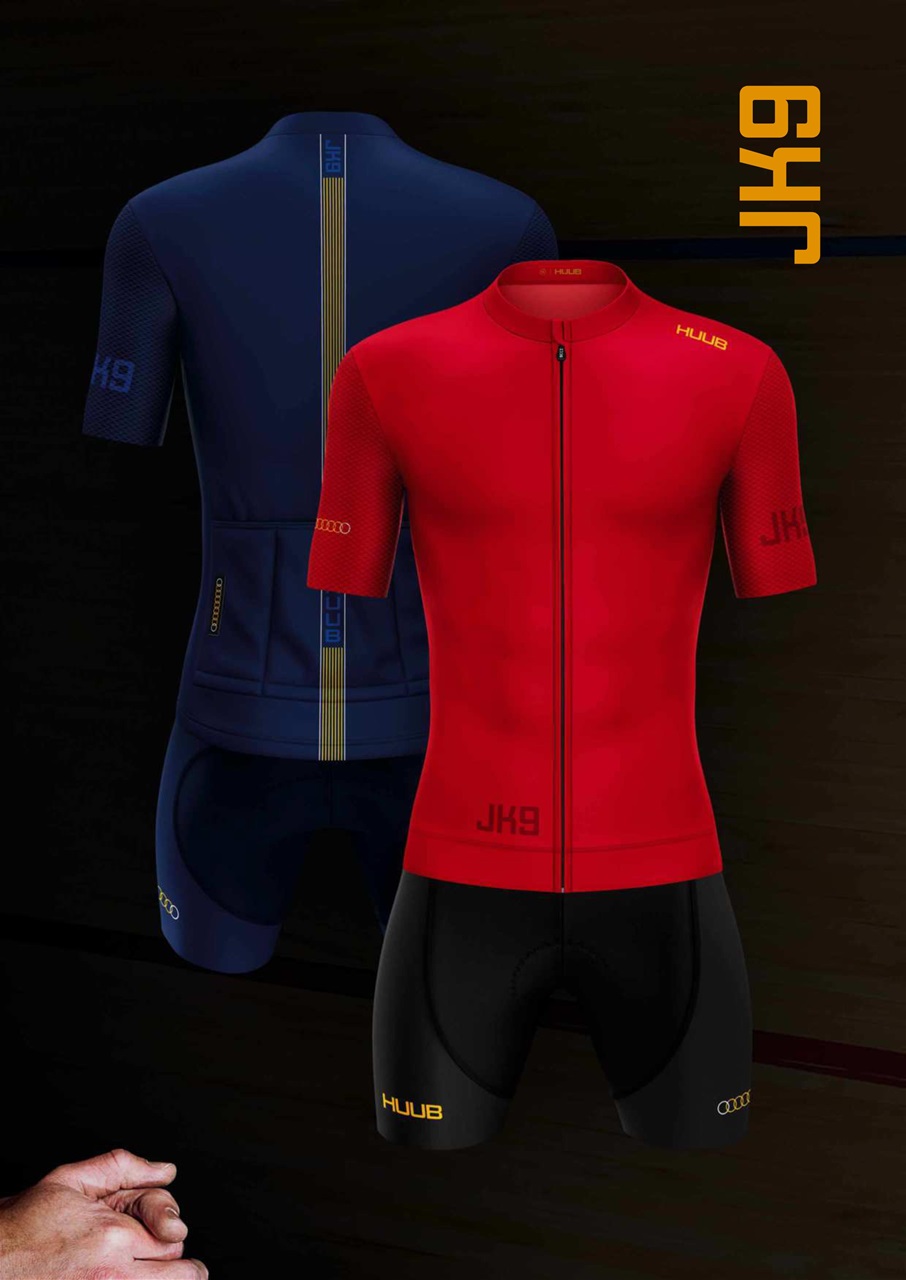 220 Triathlon Magazine Preview Pages