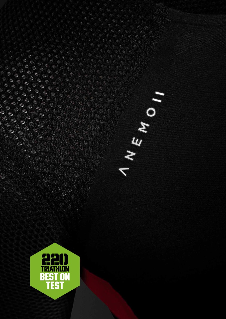 220 Triathlon Magazine Preview Pages