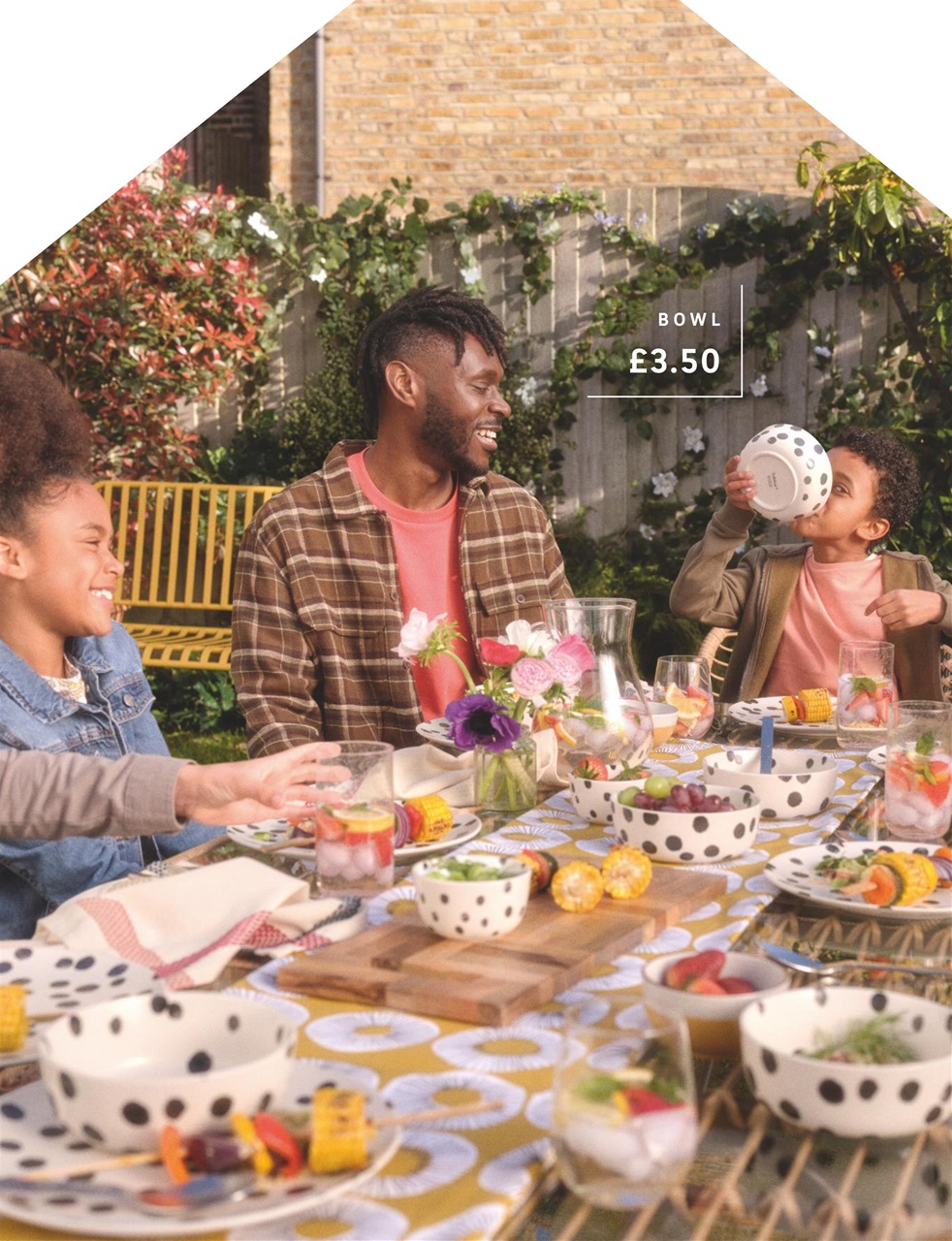 Hello! Magazine Preview Pages