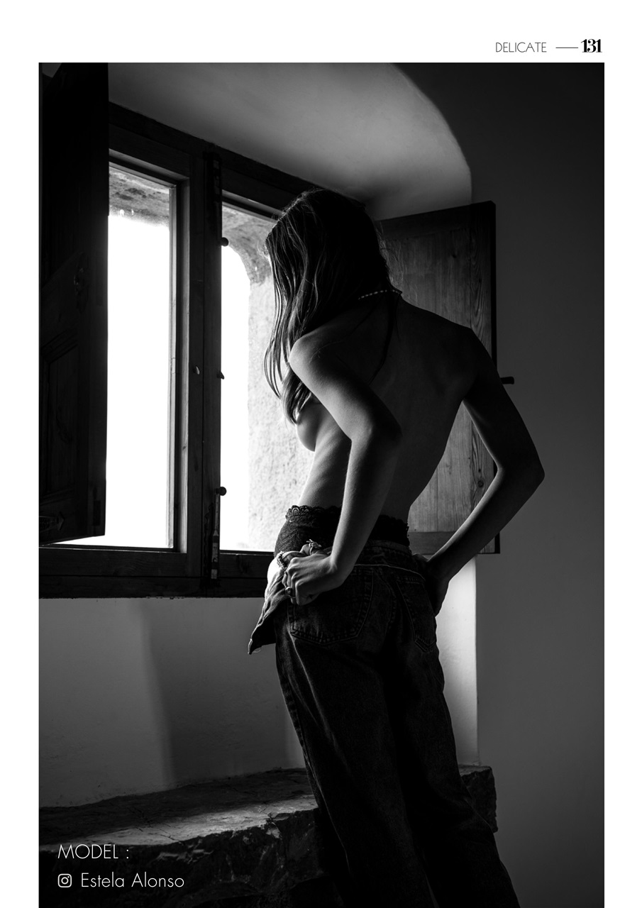 Delicate Magazine Preview Pages