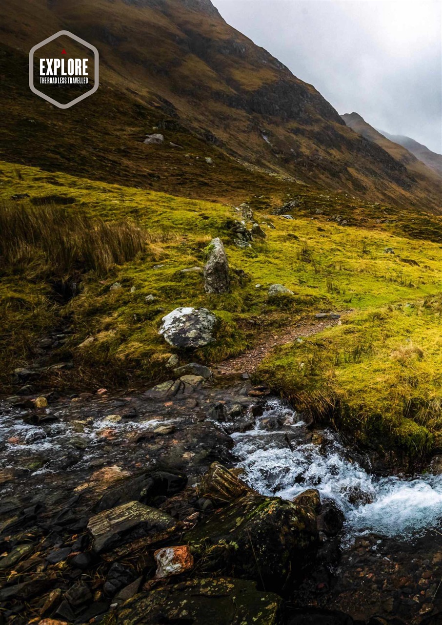 220 Triathlon Magazine Preview Pages