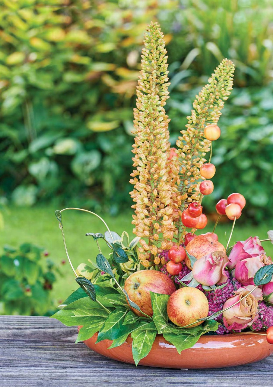 The Flower Arranger Preview Pages