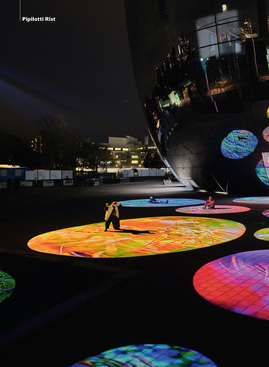 Wallpaper* Preview Pages