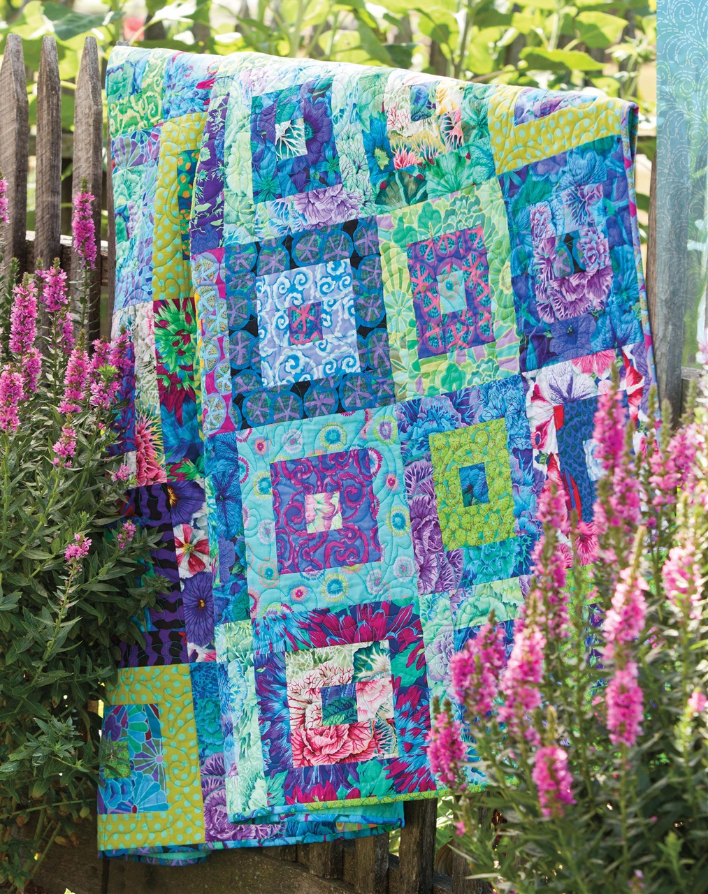 Quilter's World Preview Pages