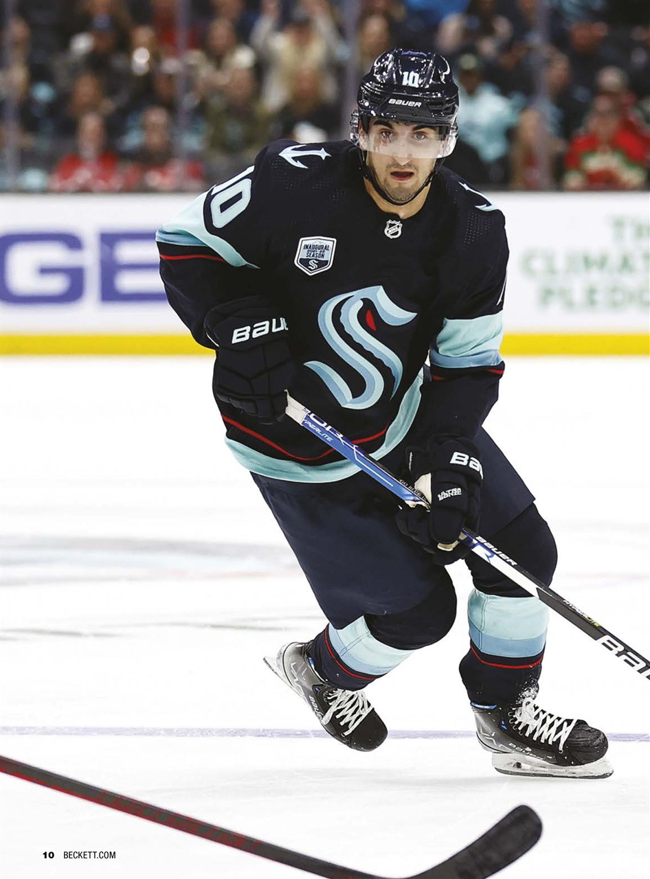 Beckett Hockey Magazine Preview Pages