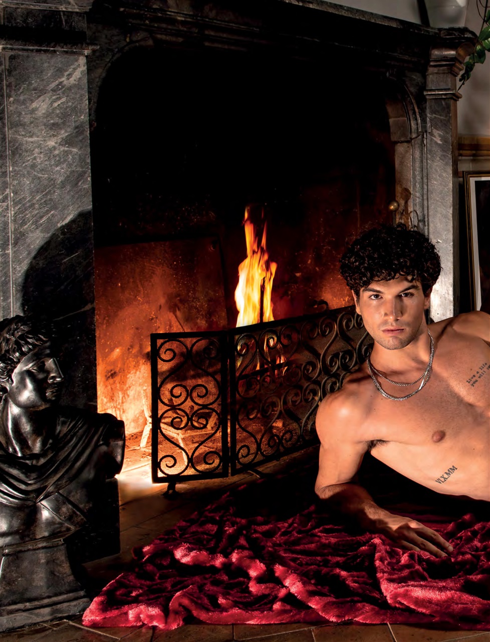 QMagazine Preview Pages