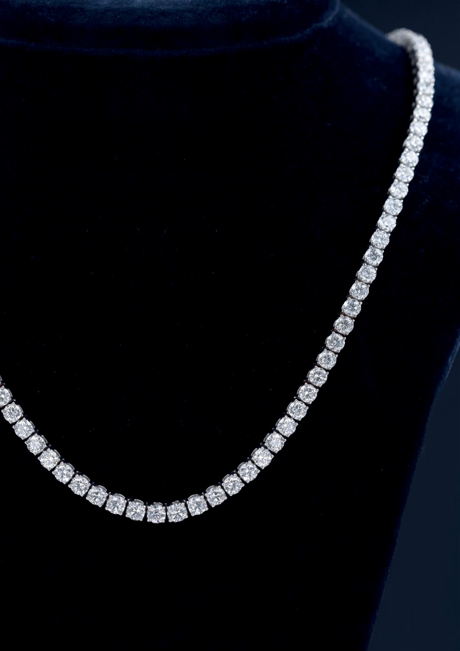 Scottish Field Preview Pages