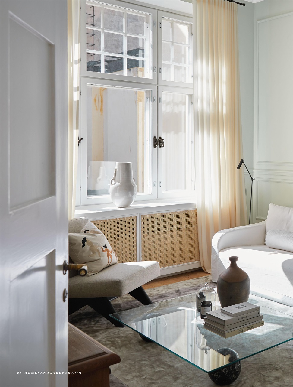 Homes & Gardens Preview Pages