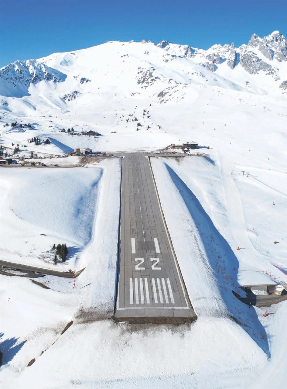 FLYING Magazine Preview Pages