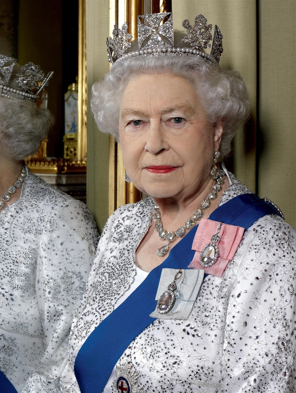 Hello! Magazine Preview Pages