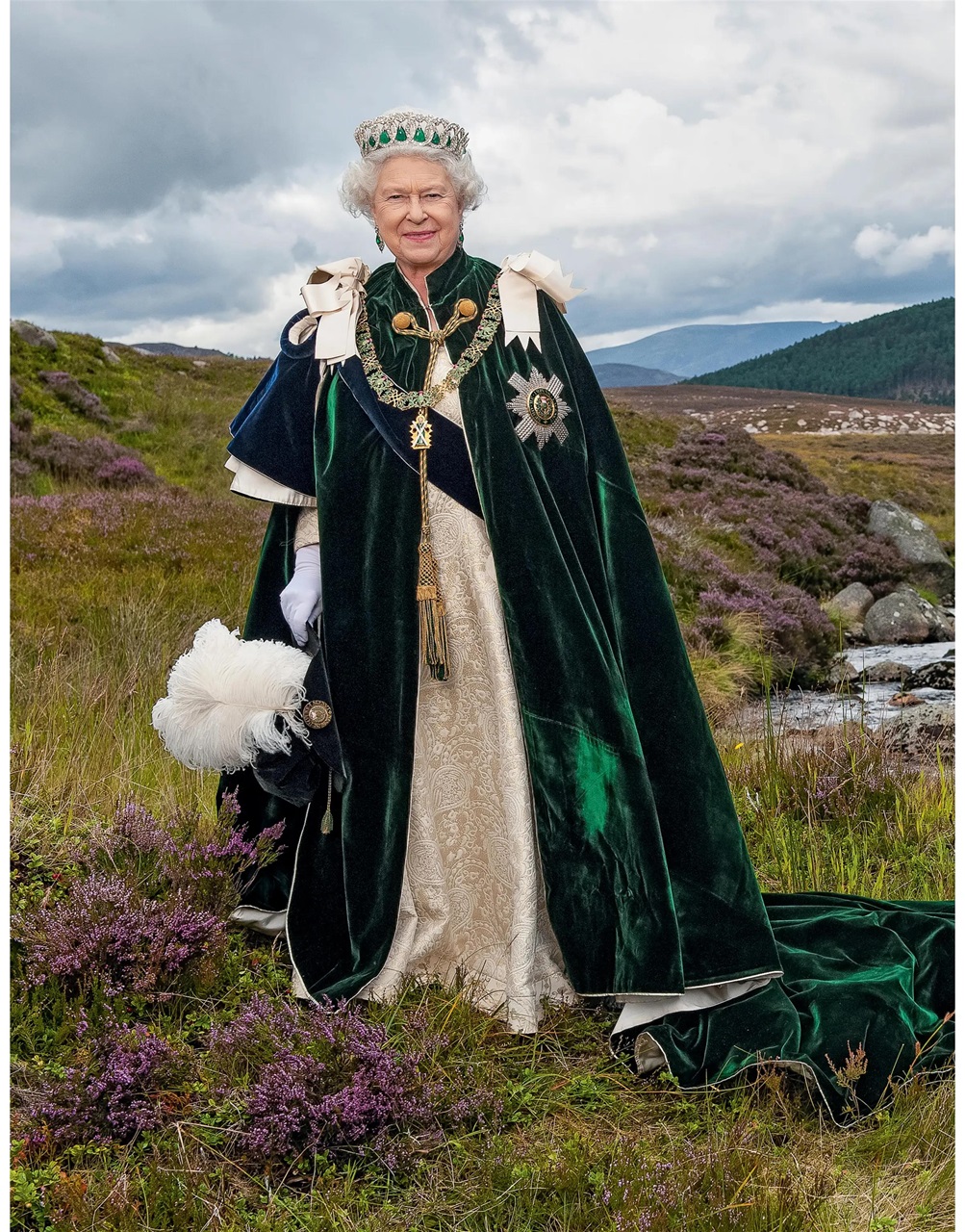 Hello! Magazine Preview Pages