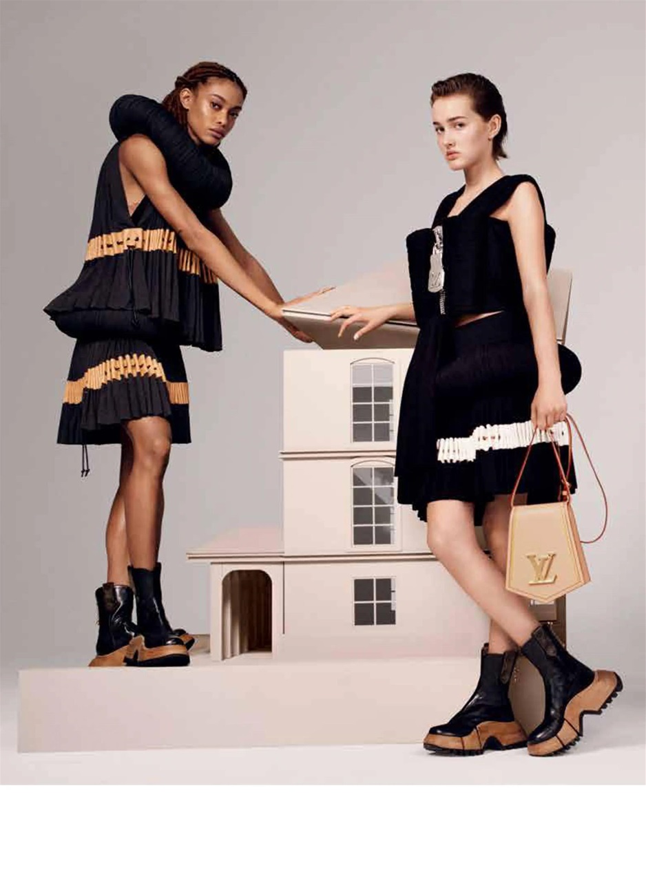 Fashion Magazine Preview Pages