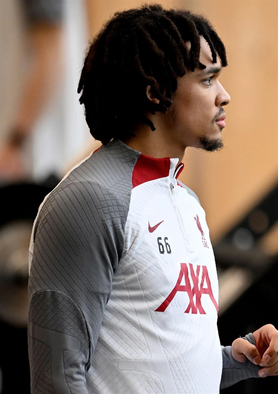 Liverpool FC Magazine Preview Pages