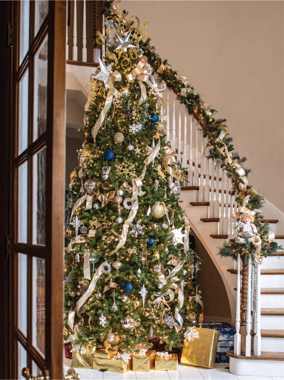 The Cottage Journal Preview Pages