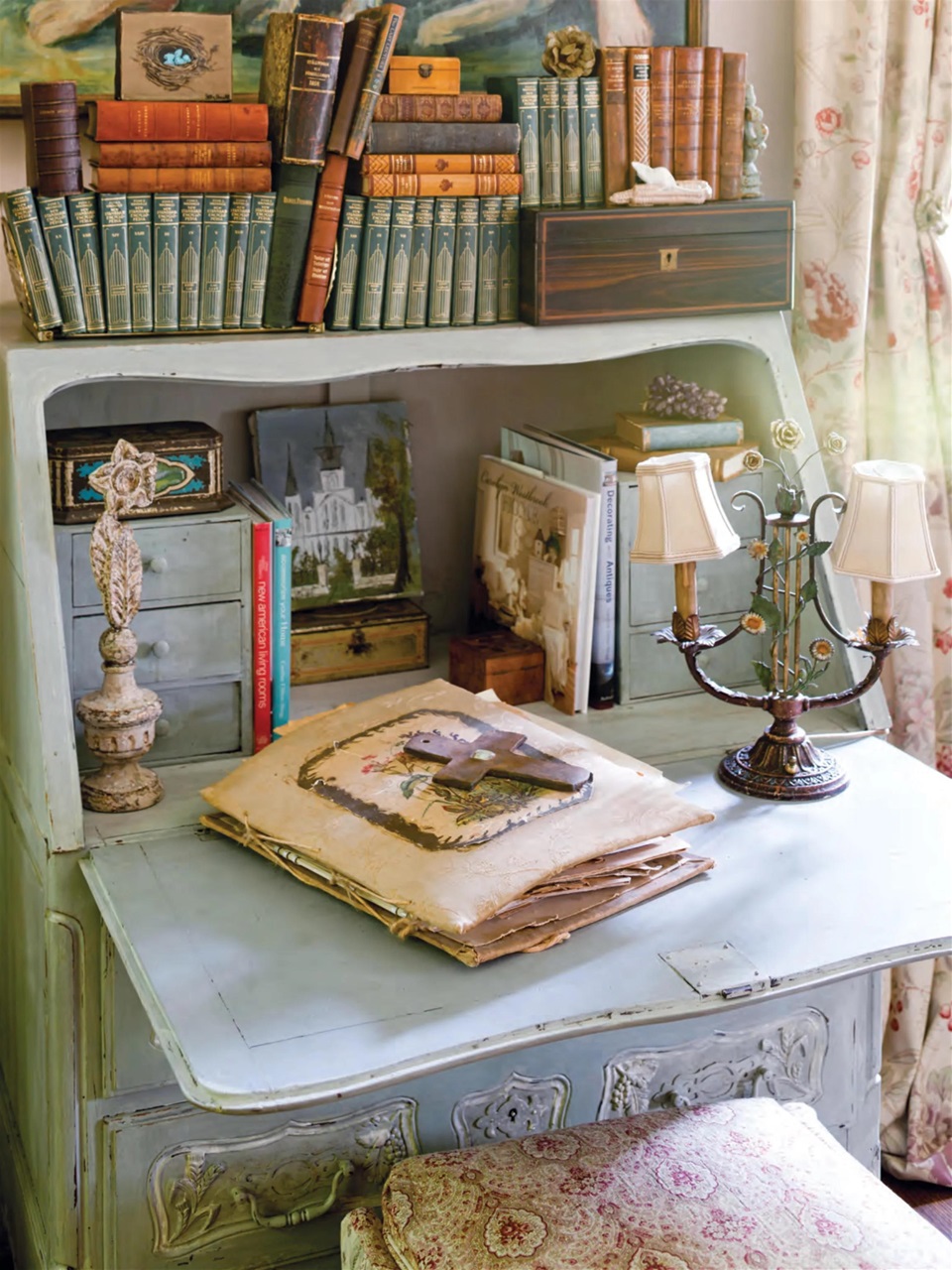 The Cottage Journal Preview Pages