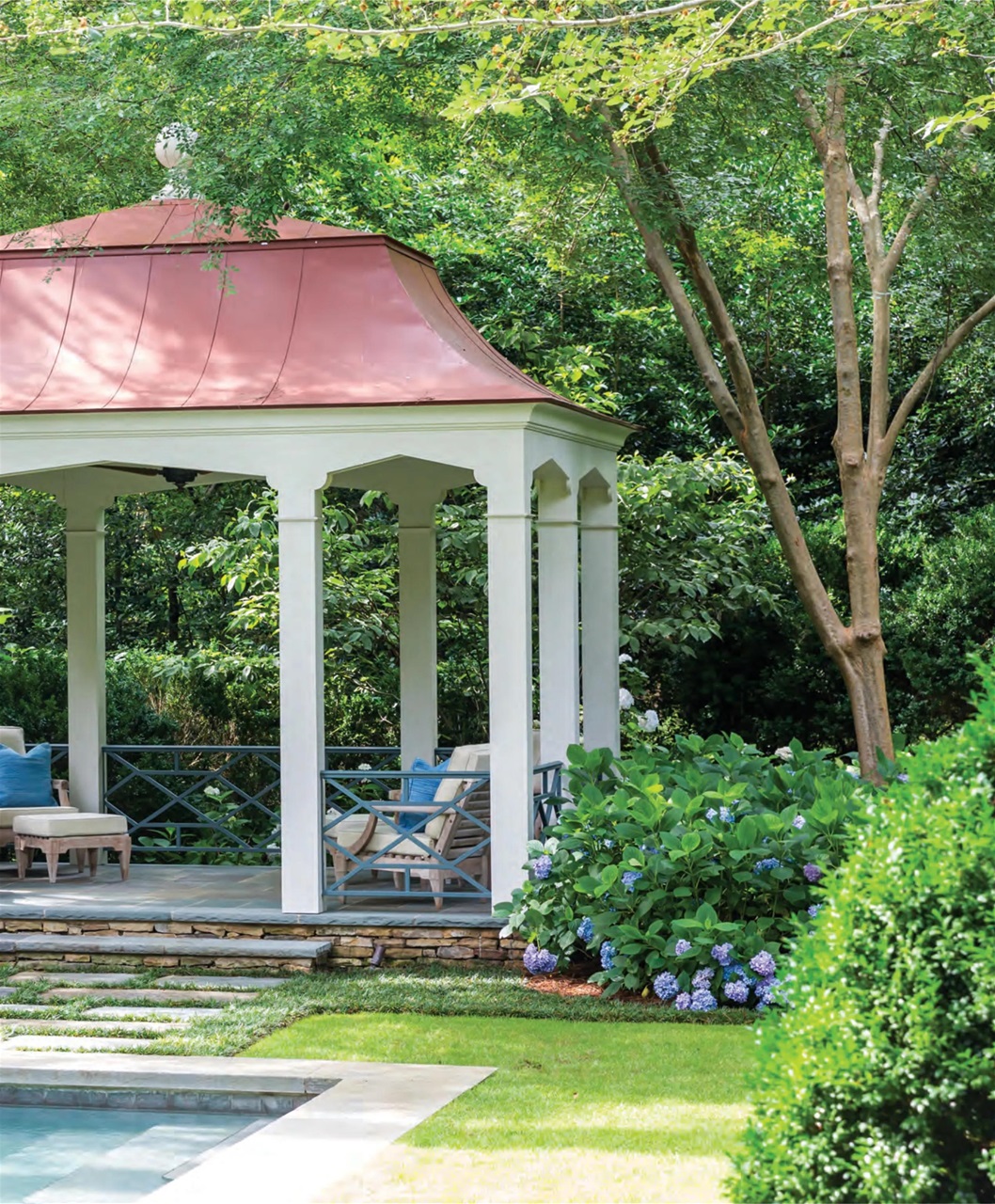 Southern Lady Preview Pages