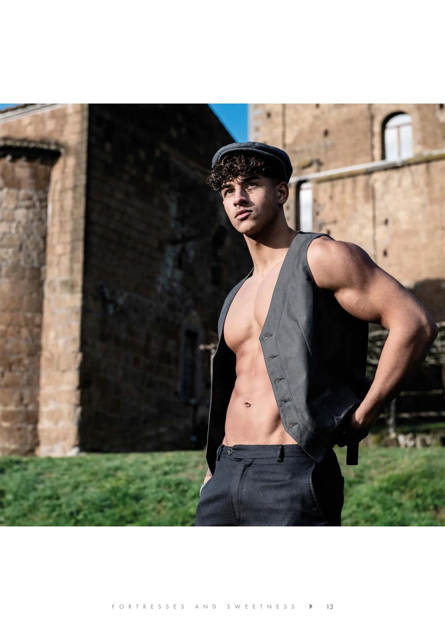 QMagazine Preview Pages