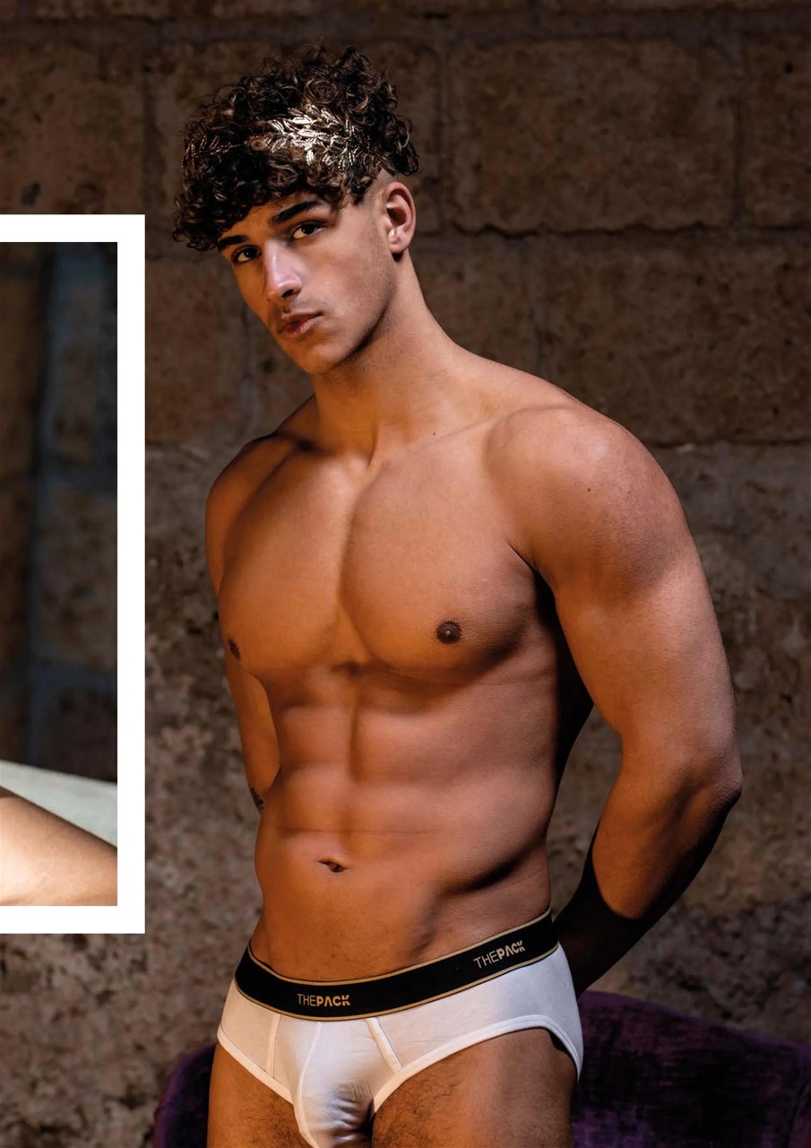 QMagazine Preview Pages