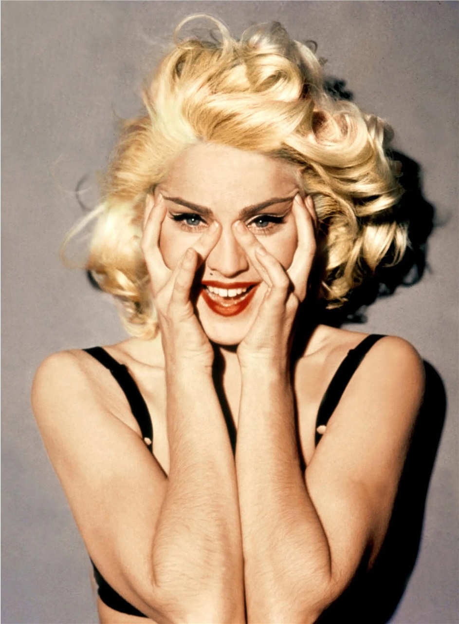 OK! Magazine Preview Pages