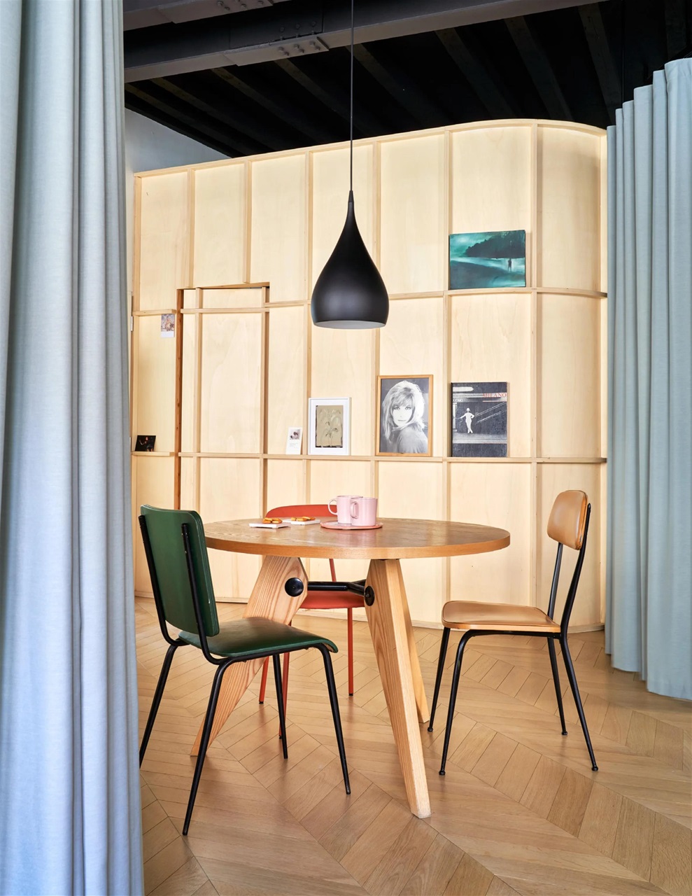 Elle Decoration Preview Pages
