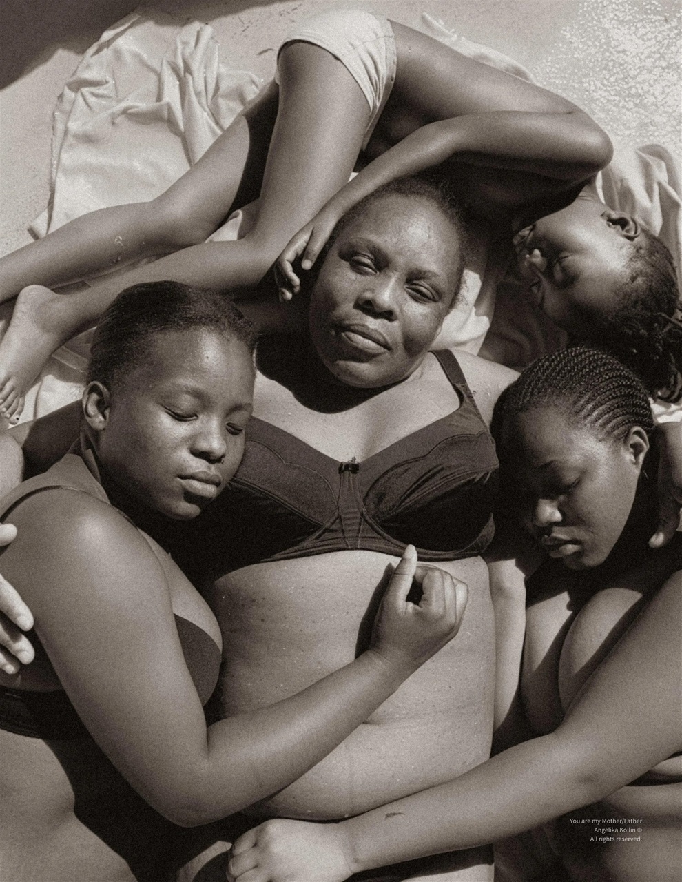 Lens Magazine Preview Pages