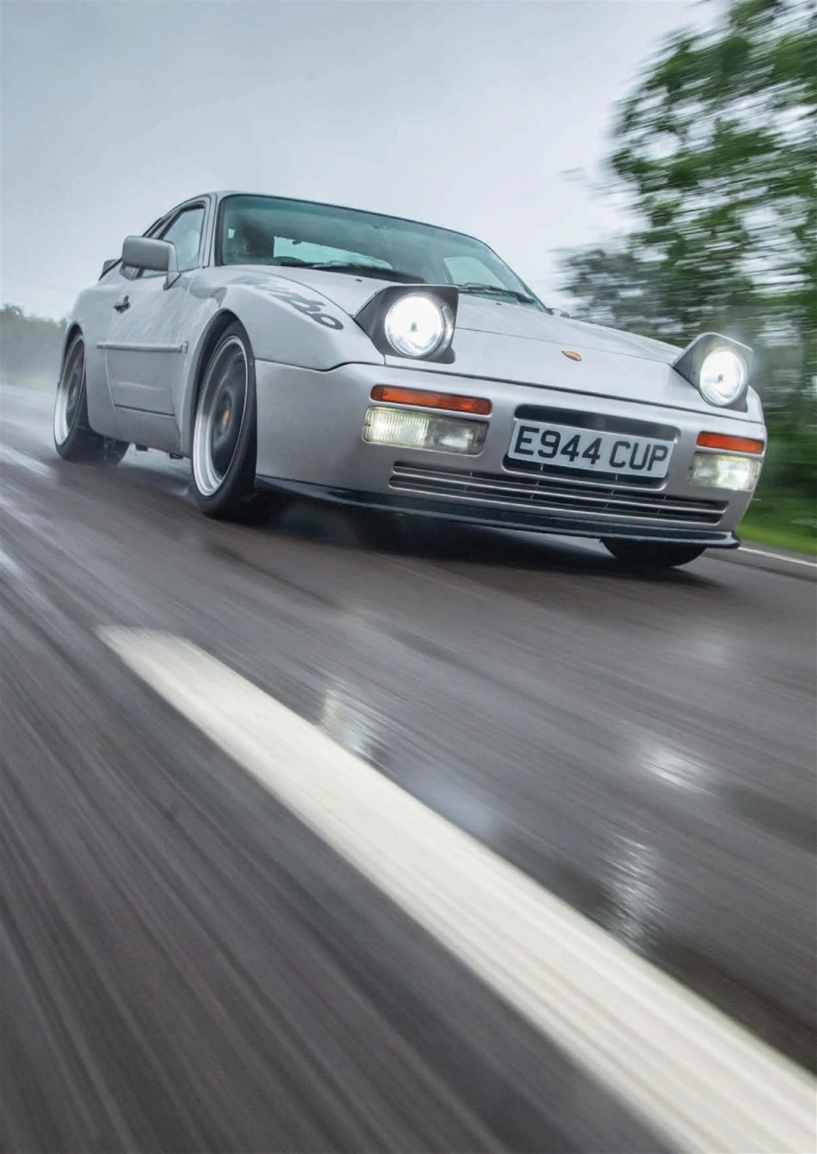 911 & Porsche World Preview Pages