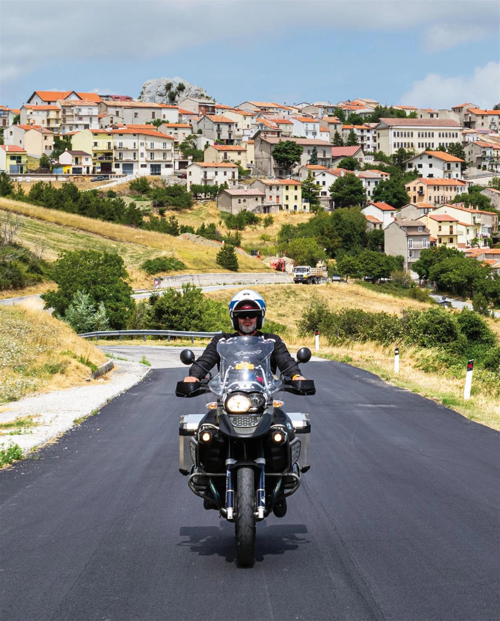 Mototurismo Preview Pages