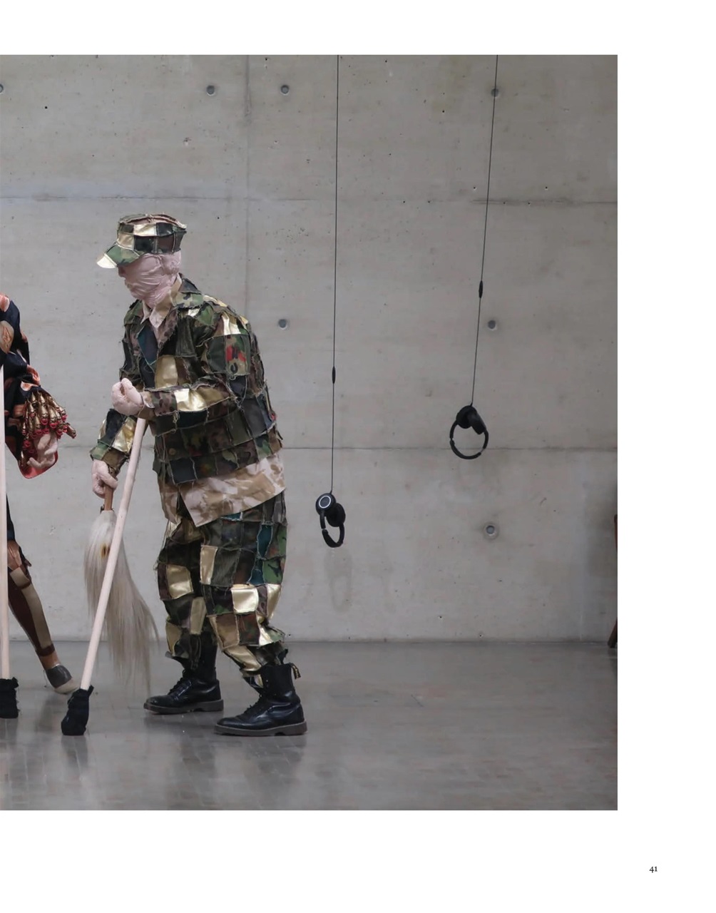 ArtReview Preview Pages