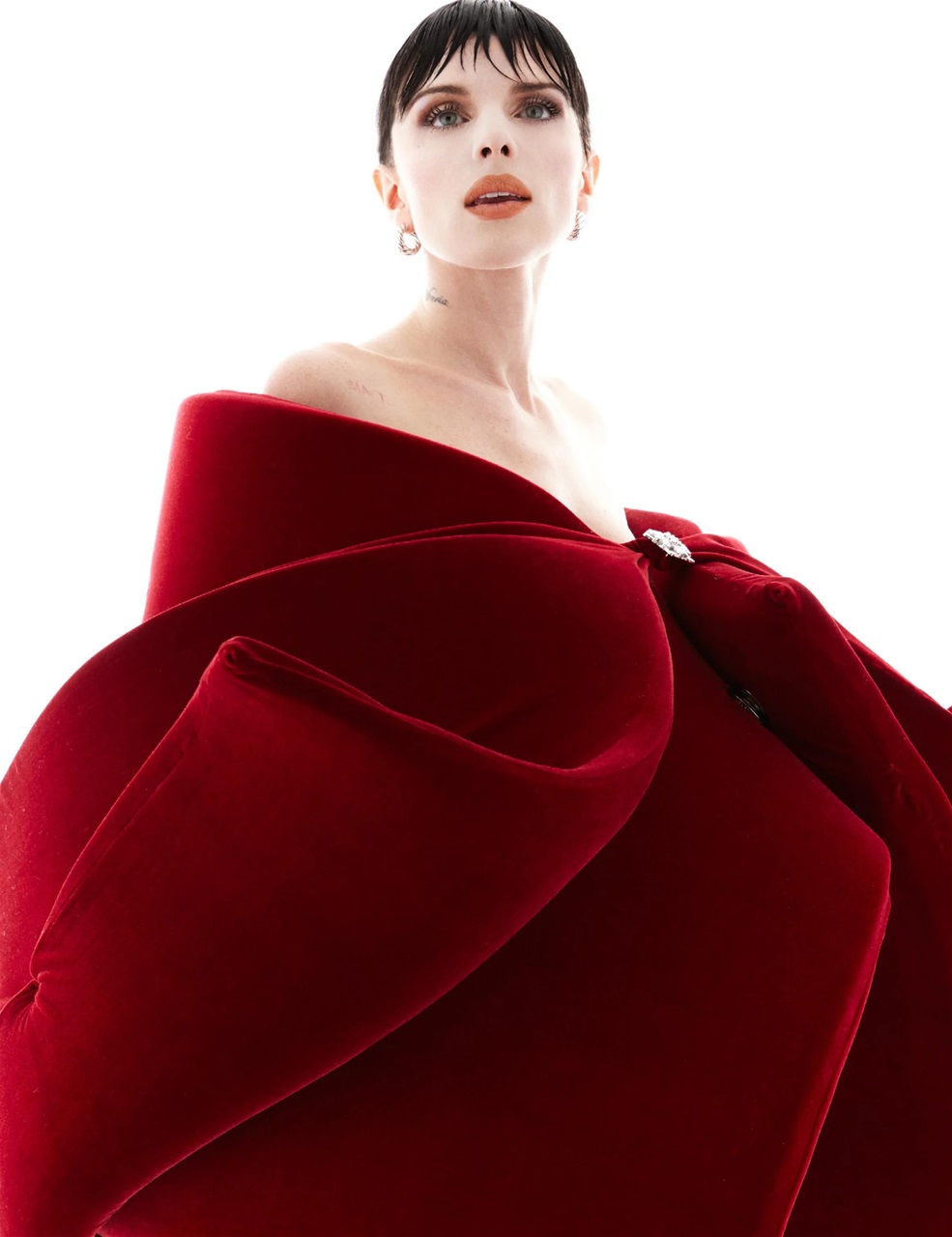 Cosmopolitan Preview Pages