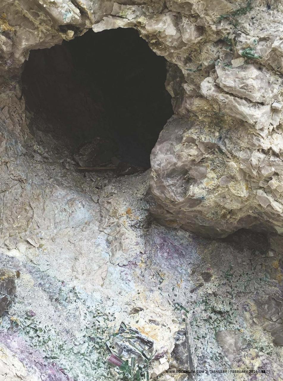 Rock&Gem Magazine Preview Pages