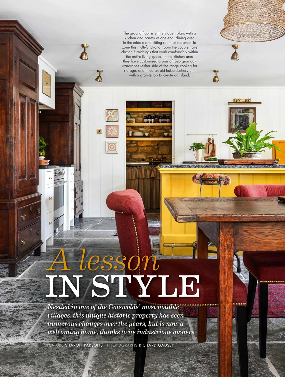 Homes & Antiques Magazine Preview Pages