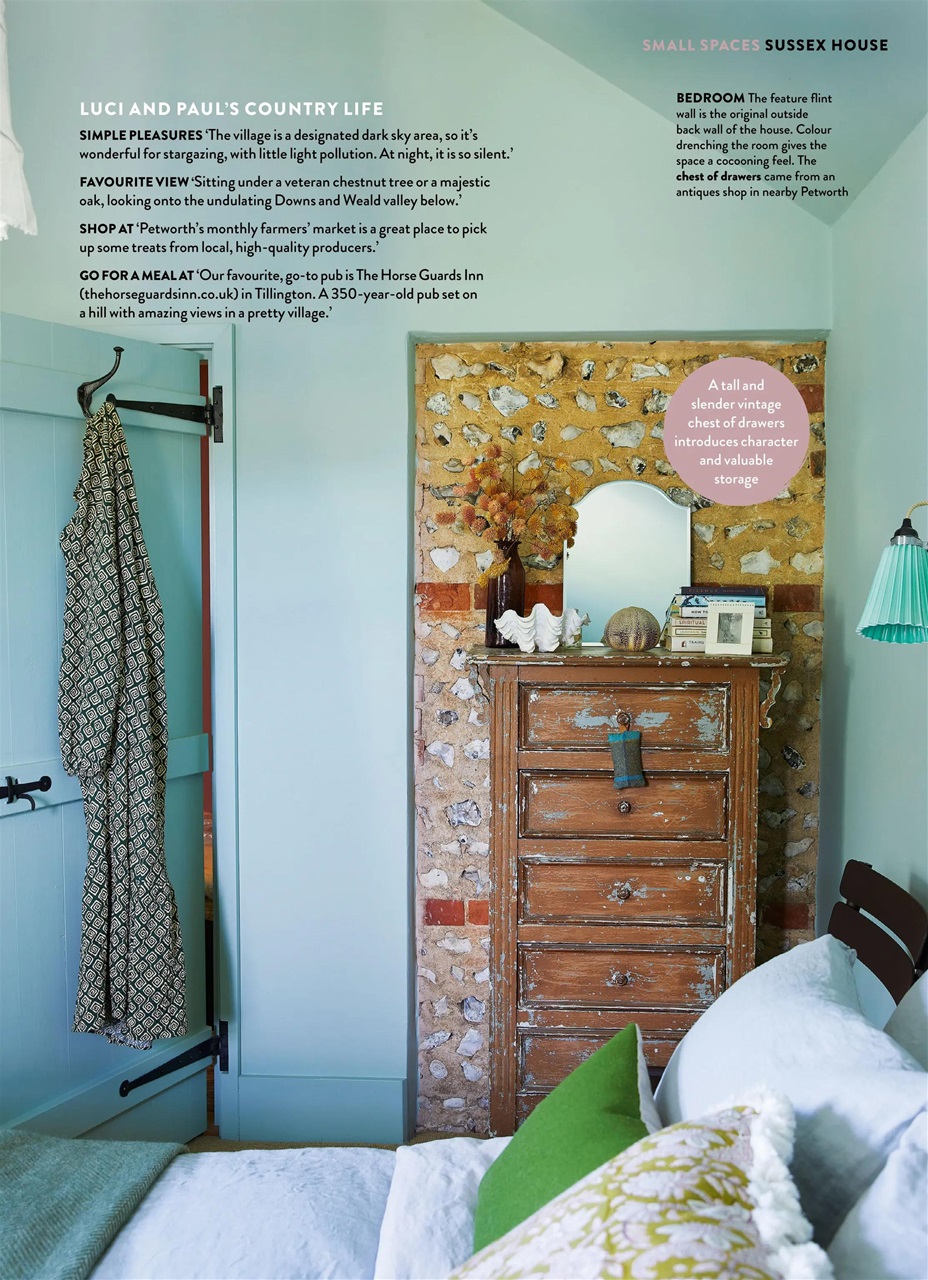 Country Homes & Interiors Preview Pages