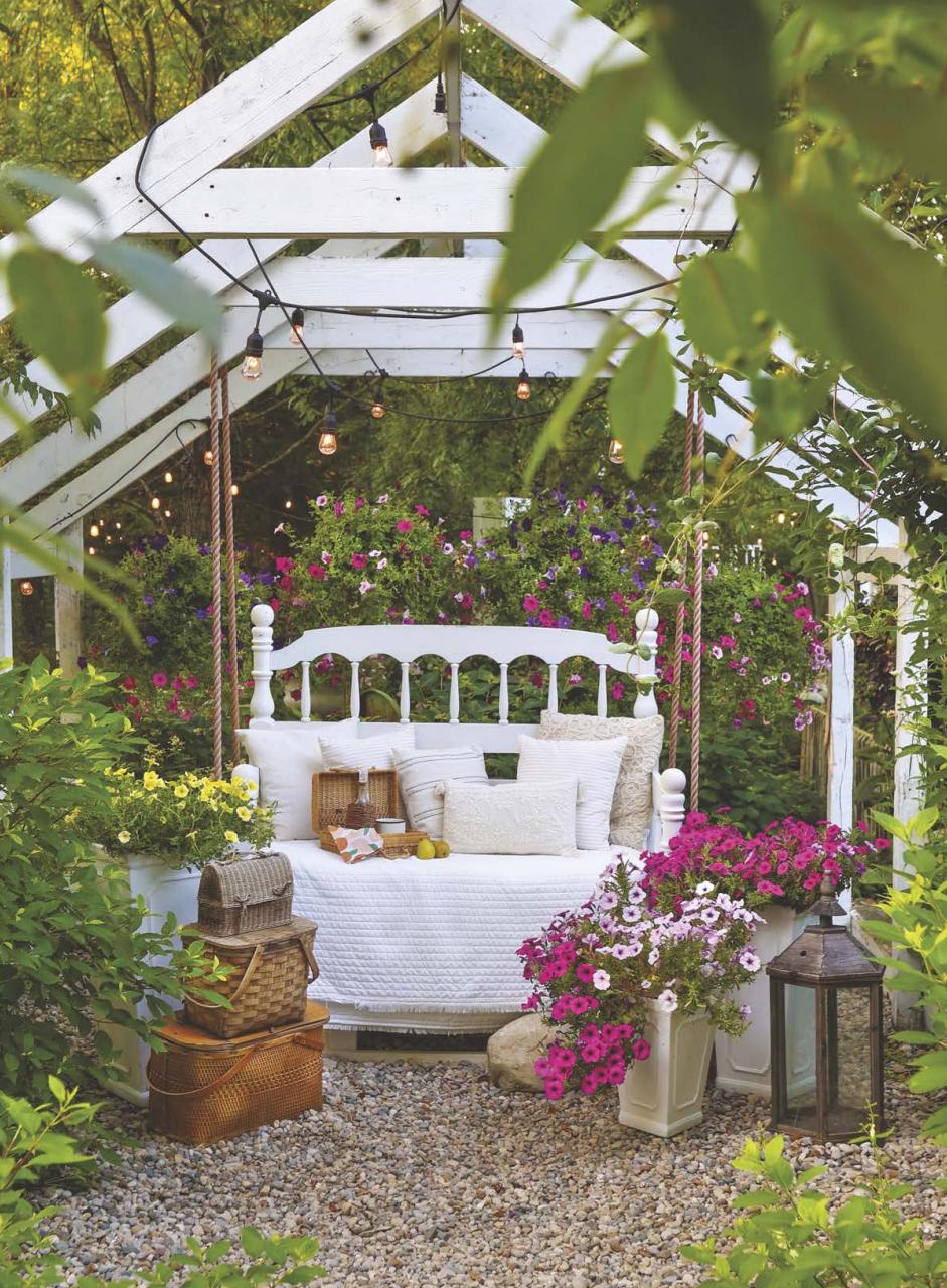 American Farmhouse Style Preview Pages