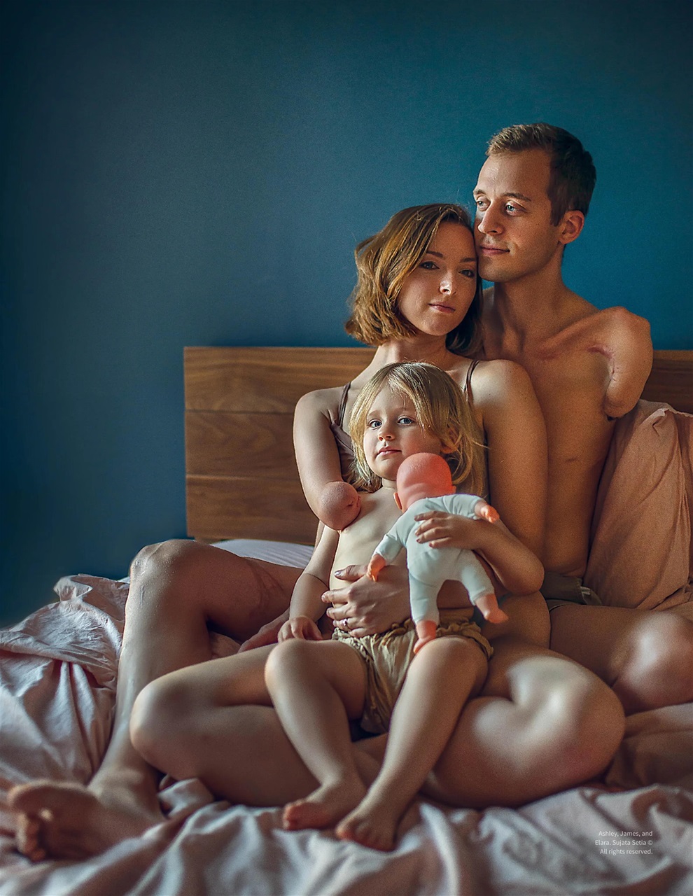 Lens Magazine Preview Pages