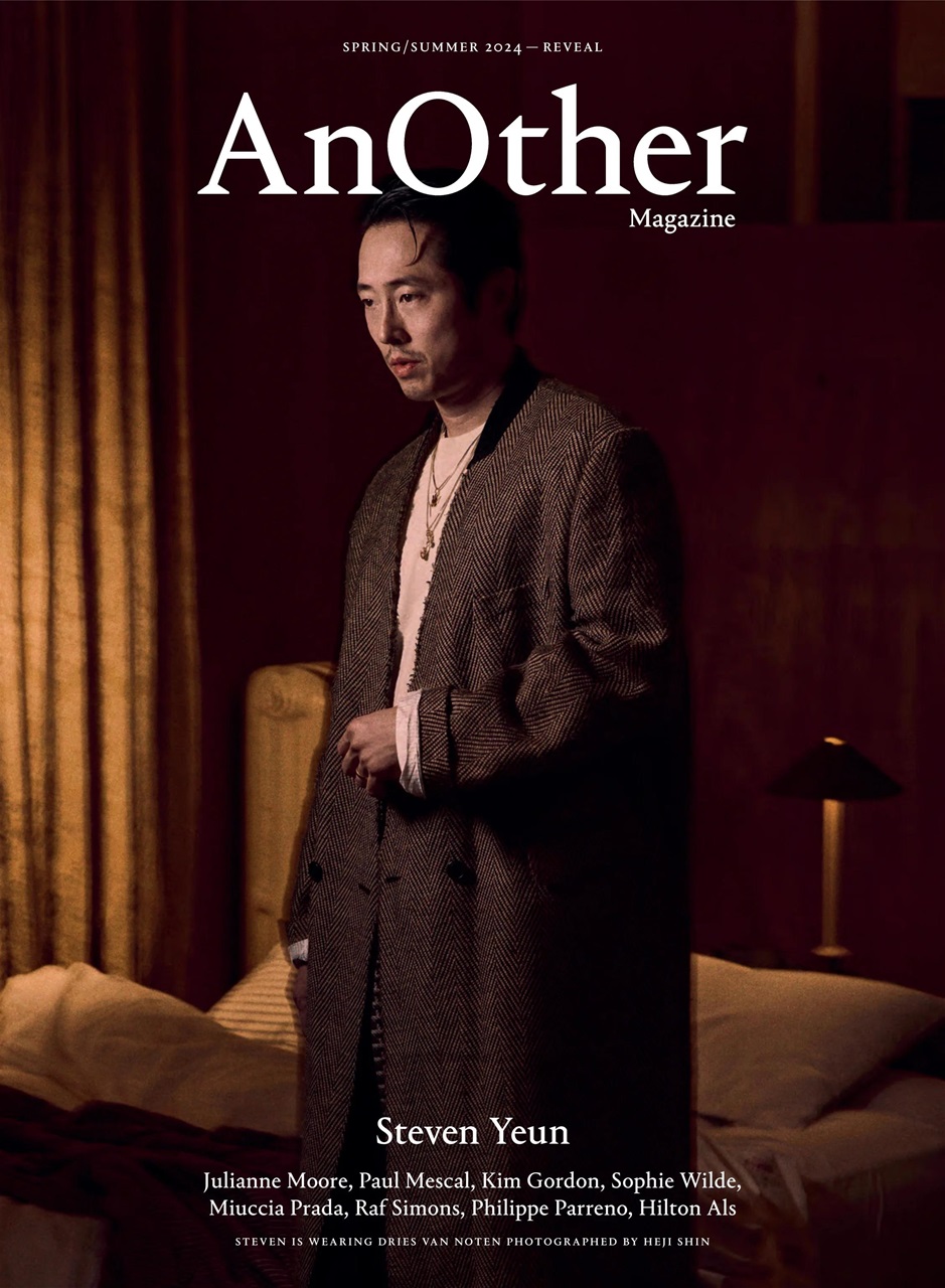 Another Magazine Preview Pages