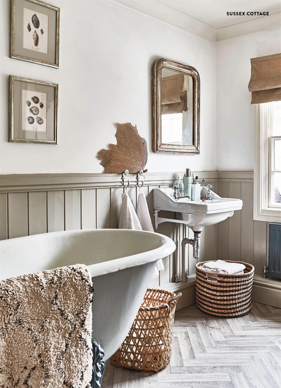 Country Homes & Interiors Preview Pages