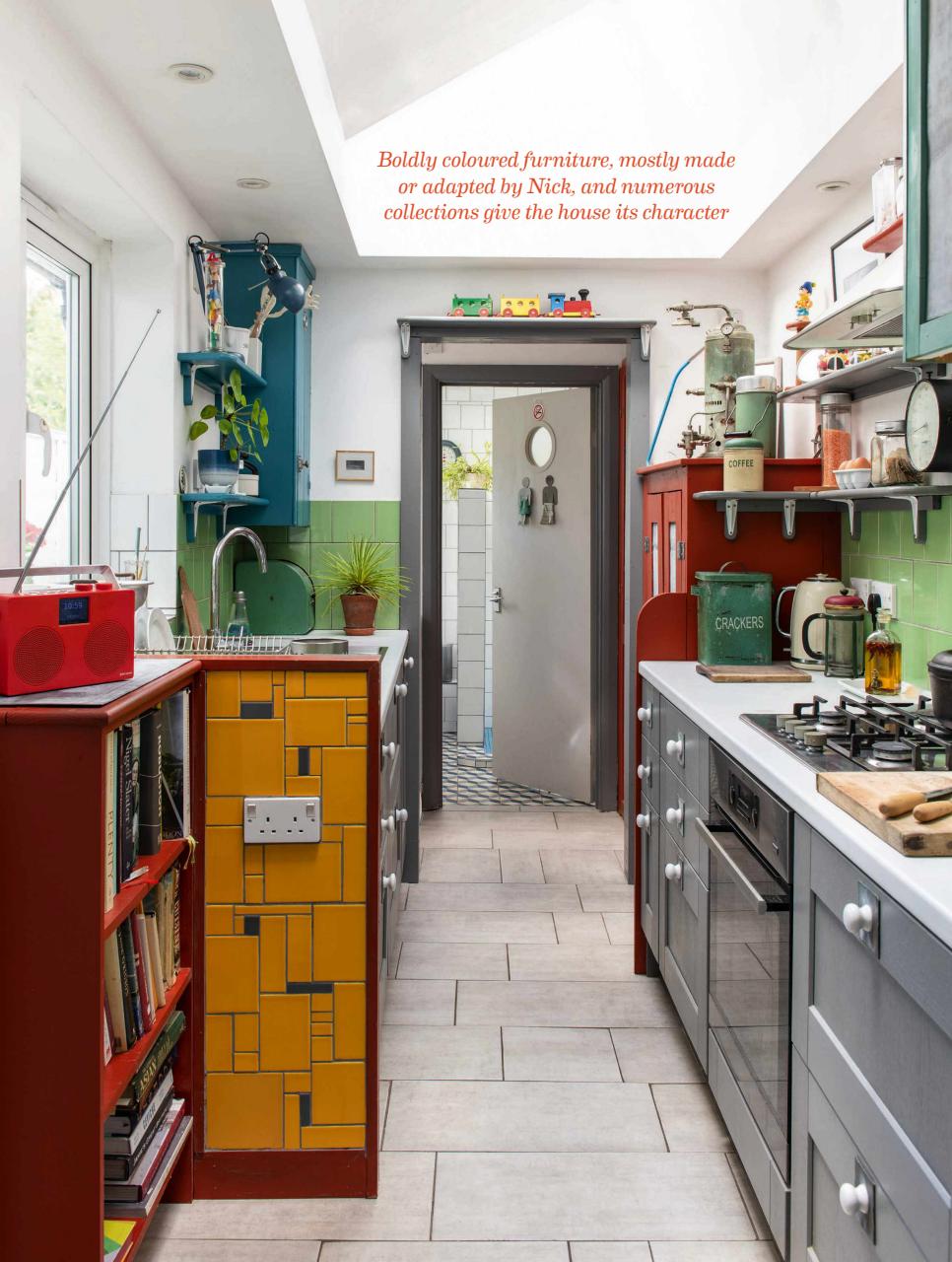 Homes & Antiques Magazine Preview Pages